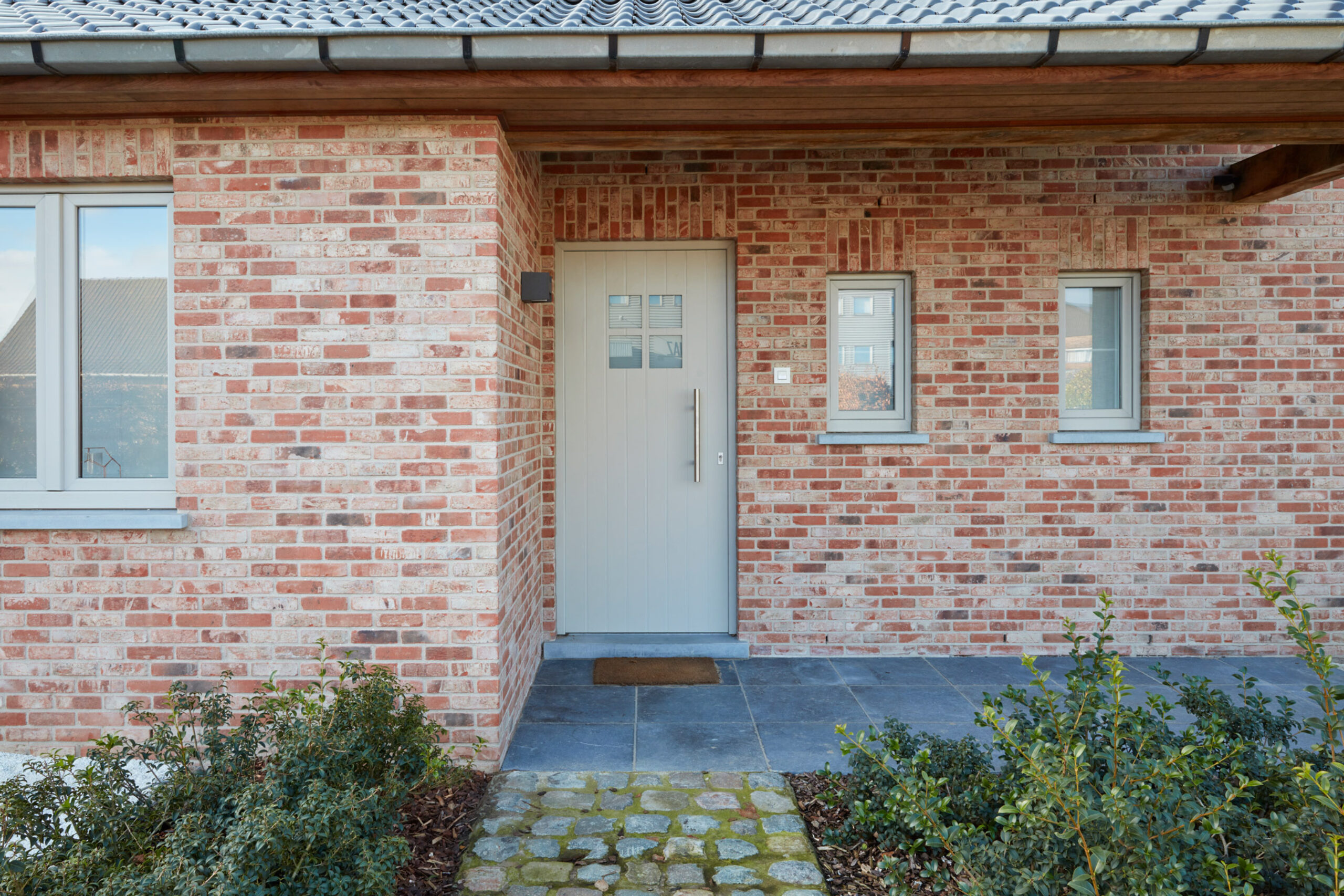 Nieuwbouwwoning PVC ramen 010